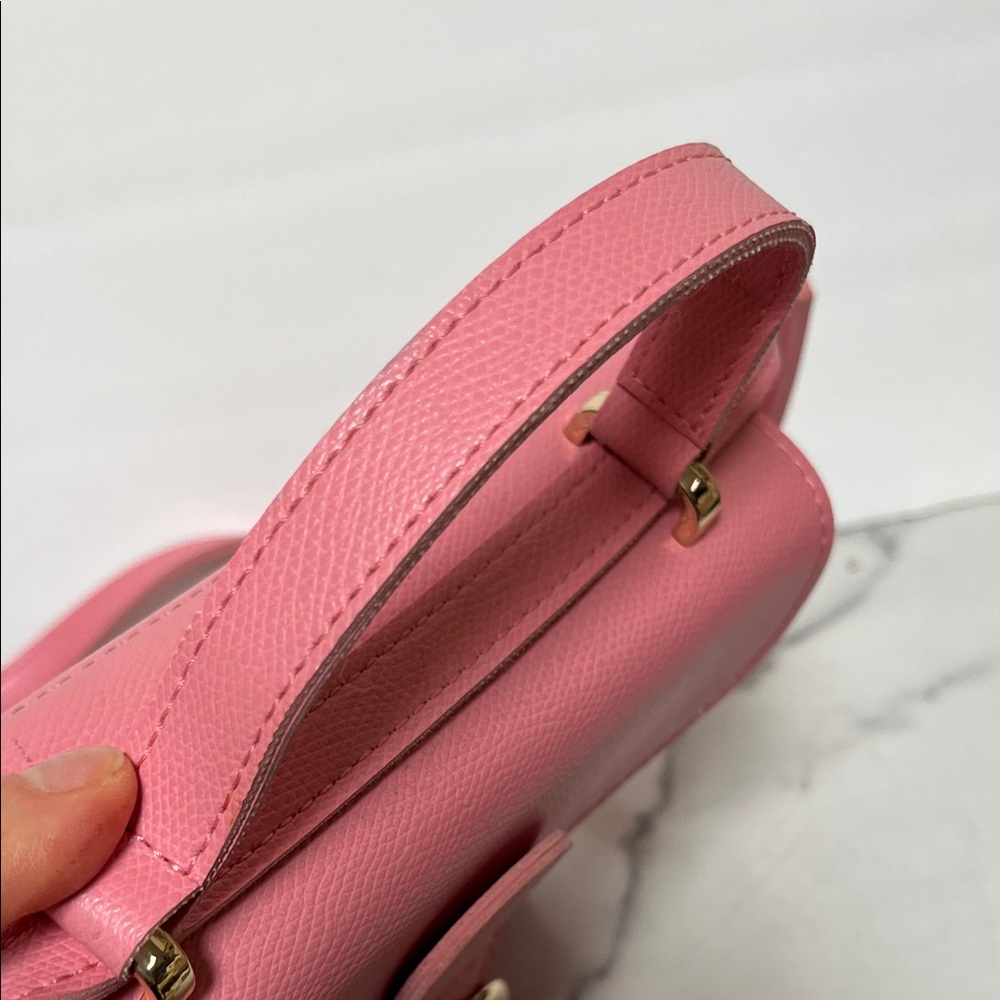 Structured Pink Crossbody Bag with Gold Ring Detail - Picture 3 of 5